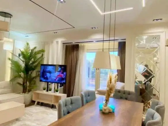 شقه للايجار مفروشه فرش فندقي في حدائق المهندسين غرفتين وريسبشن أثنين حمام موقع مميز التواصل واتس واتصال